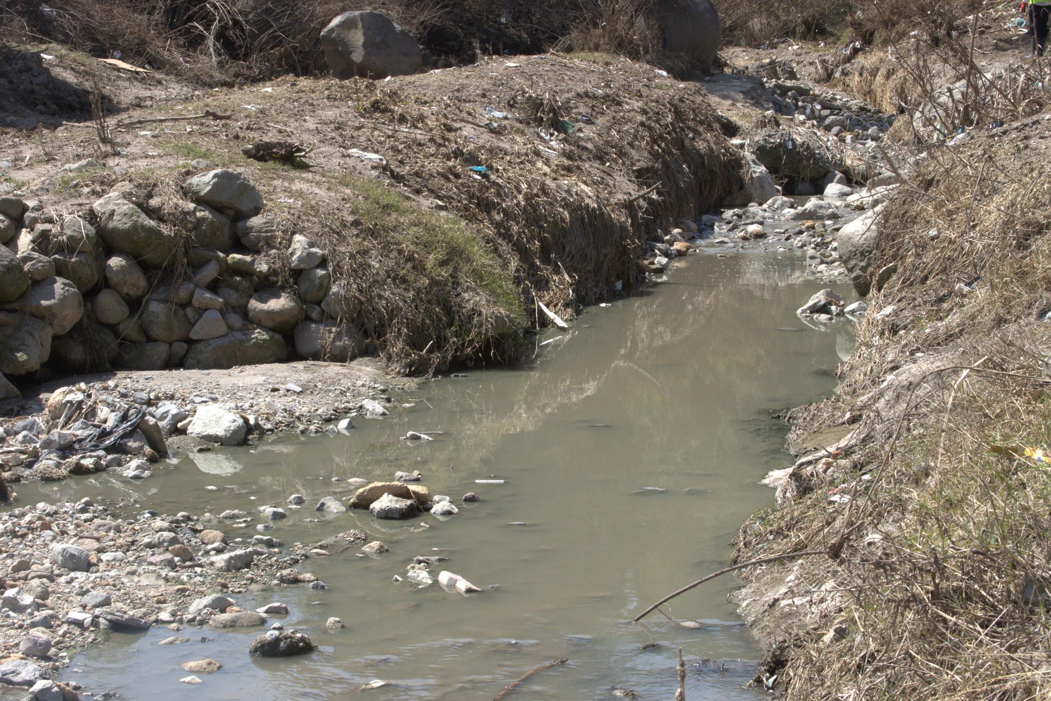 5 Madín Dam contaminación.jpeg