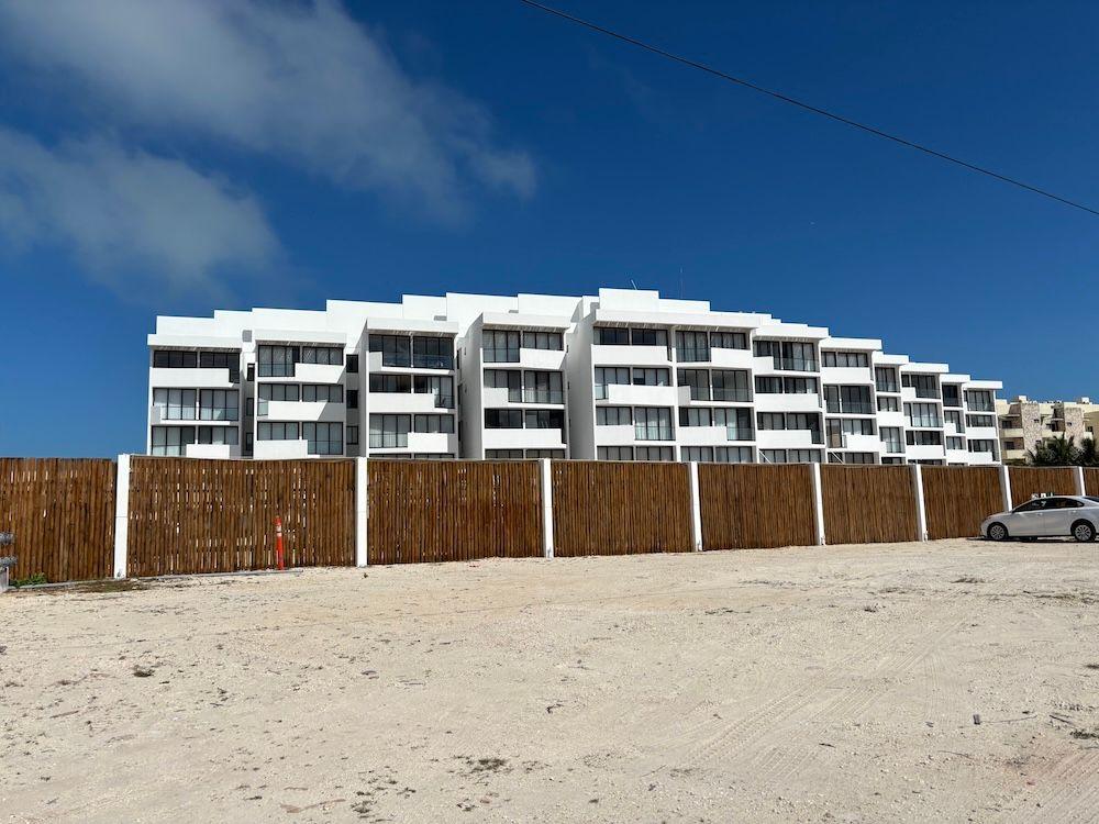 Itzel Chan 1 (1) .jpg